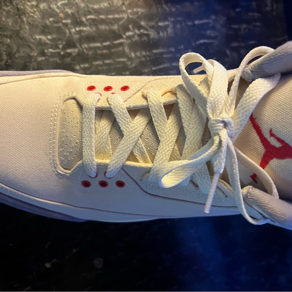 Jordan Sneakers - White and Red - Picture 5 of 10